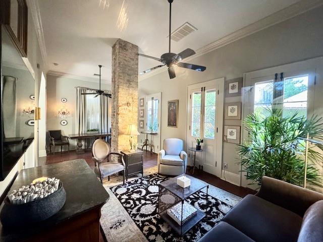 1209 Bourbon St, New Orleans, LA 70116 - photo 14