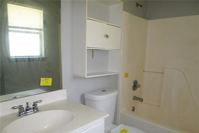 70305 I St, Covington, LA 70433 - full bathroom with vanity, toilet, and shower / bathtub combination