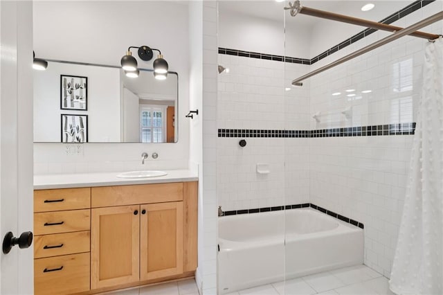 5930 Memphis St, New Orleans, LA 70124 - bathroom featuring shower / bath combo, vanity, and tile patterned floors