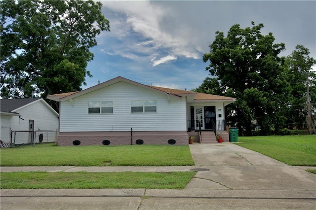 213 Travis Dr, Westwego, LA 70094 - single story home featuring concrete driveway