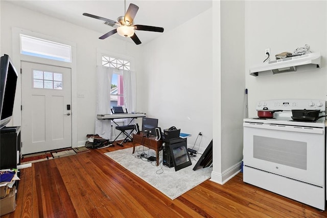 2754 Saint Ann St, New Orleans, LA 70119 - foyer entrance with wood finished floors and a ceiling fan