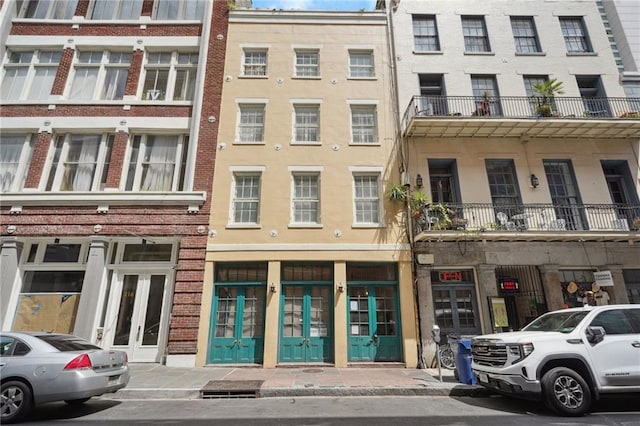 214 Chartres St Unit 3, New Orleans, LA 70130 - view of building exterior