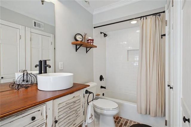 214 Chartres St Unit 3, New Orleans, LA 70130 - bathroom featuring crown molding, vanity, and shower / bath combo