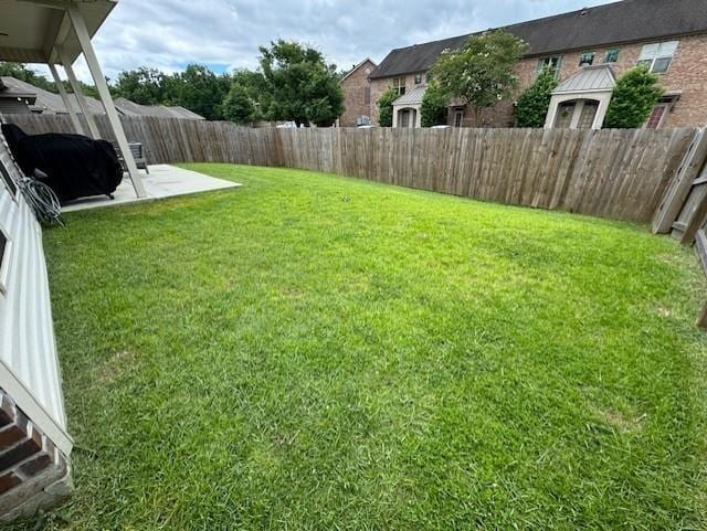 7248 Kenilworth Crossing Ave, Baton Rouge, LA 70820 - fenced backyard featuring a patio area