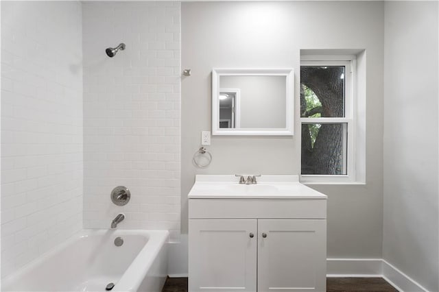 5720 Count Ln, New Orleans, LA 70126 - bathroom featuring vanity and shower / tub combination