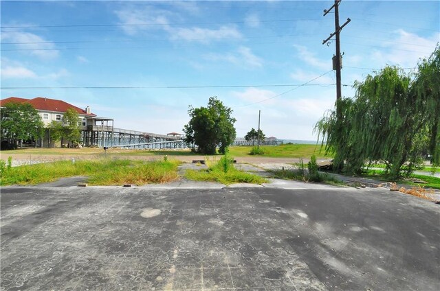 302 Lakeview Dr, Slidell, LA 70458
