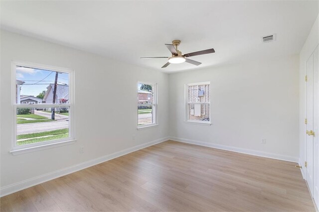 145 Macque Dr, Harahan, LA 70123 - full bath featuring a tile shower and vanity