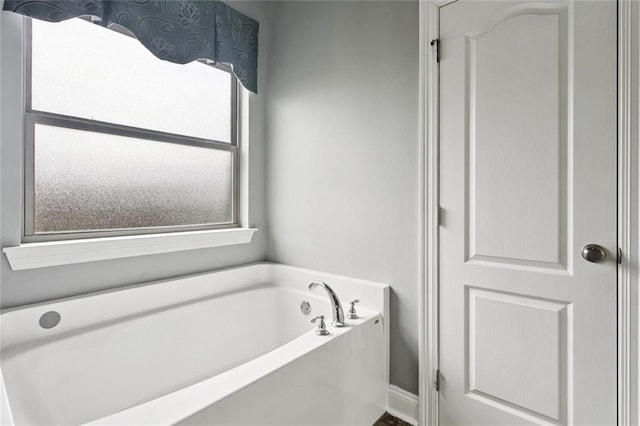 44128 Halter Ln, Hammond, LA 70403 - bathroom featuring a bath