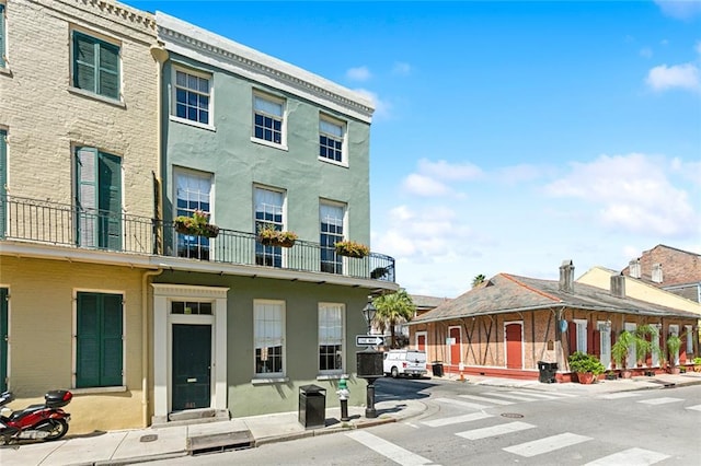 841 Burgundy St, New Orleans, LA 70116 - photo 2