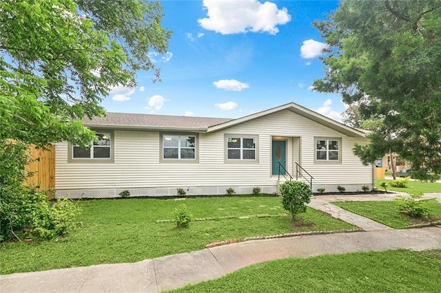 802 Claiborne Dr, Jefferson, LA 70121 - ranch-style house with a front lawn