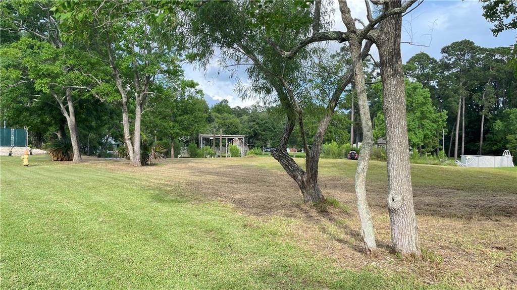101 Island Dr, Slidell, LA 70458