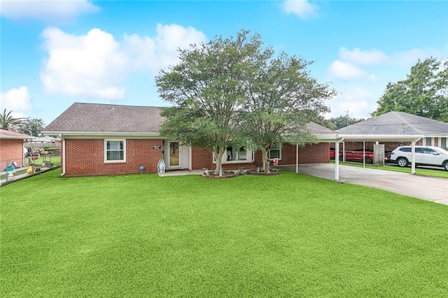 4520 13th St, Marrero, LA 70072 - ranch-style house featuring concrete driveway and brick siding