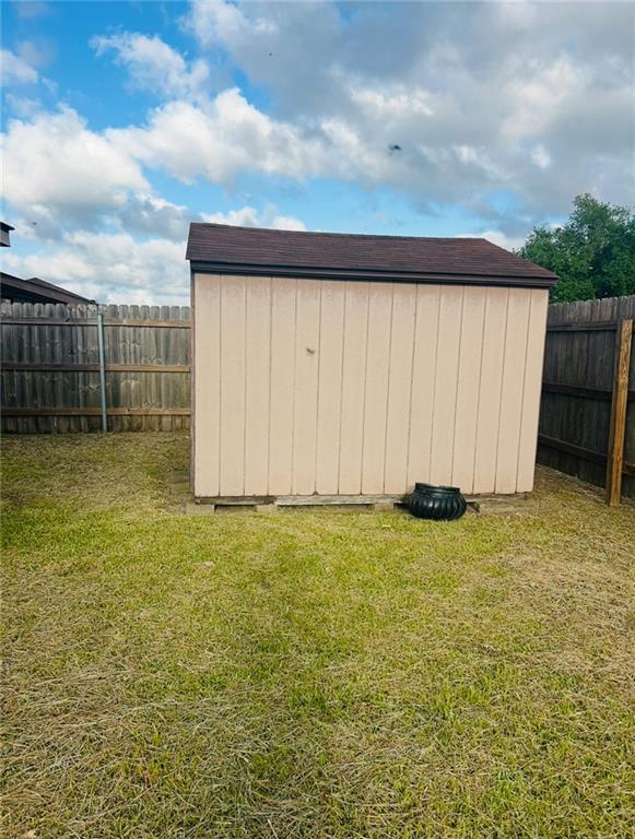 2800 Cardinal Dr, Marrero, LA 70072 - photo 16