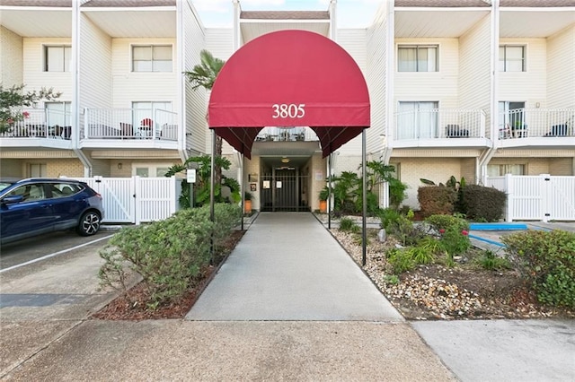 3805 Houma Blvd Unit B221, Metairie, LA 70006 - view of property featuring uncovered parking
