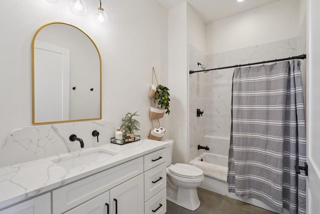 52554 Shore Dr, Franklinton, LA 70438 - bathroom with vanity and shower / tub combo with curtain
