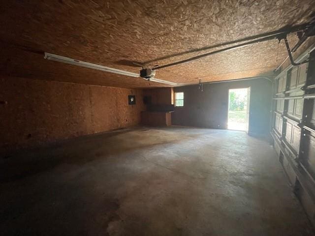 14151 W Hoffman Rd, Hammond, LA 70403 - garage featuring a garage door opener