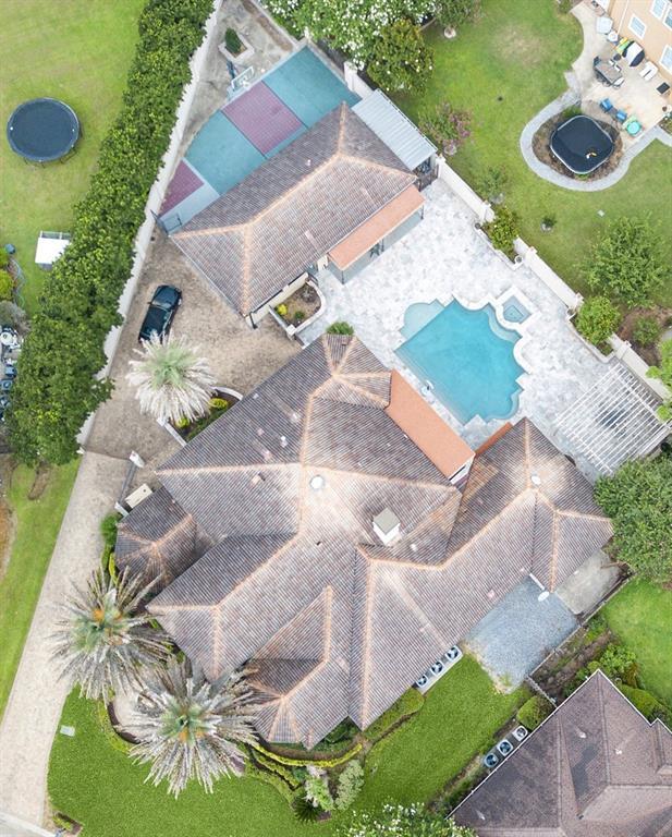 154 Primrose Dr, Belle Chasse, LA 70037 - aerial overview of property's location with a pool