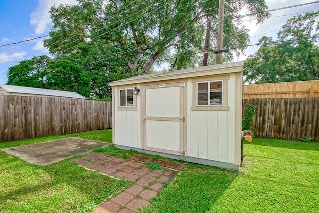 4213 Purdue Dr, Metairie, LA 70003 - view of shed with a fenced backyard