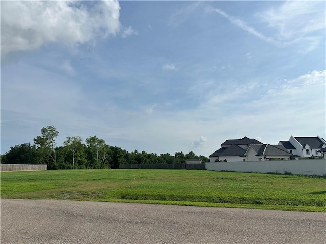 159 Green Trails Dr, Belle Chasse, LA 70037