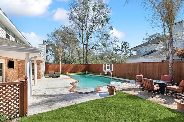 9408 Citrus Ln, River Ridge, LA 70123 - view of swimming pool with a patio area and a fenced backyard