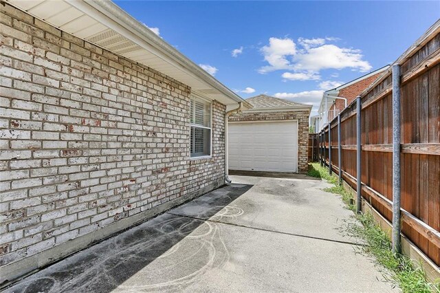 3632 N Hullen St, Metairie, LA 70002 - garage featuring driveway