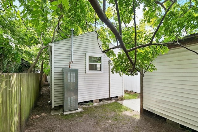 8426 Green St, New Orleans, LA 70118 - view of outbuilding