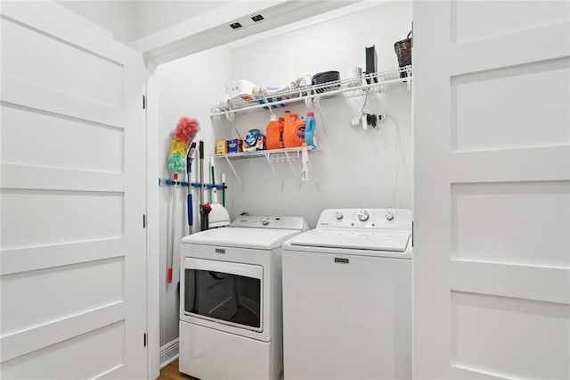 702 Pine St, Madisonville, LA 70447 - washroom featuring washer and dryer
