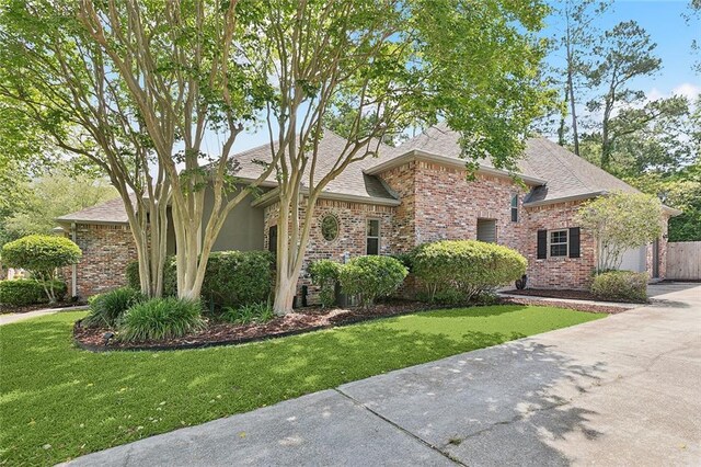 230 Delta Dr, Mandeville, LA 70448 - view of pool featuring a patio area and a pool with connected hot tub