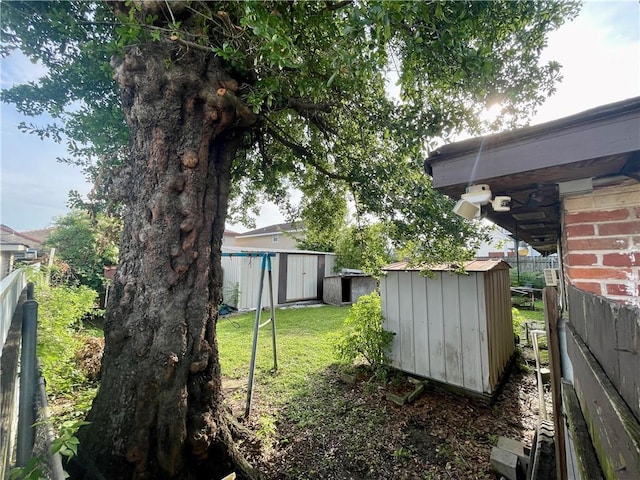 3913 Civic St, Metairie, LA 70001 - view of yard with a storage shed