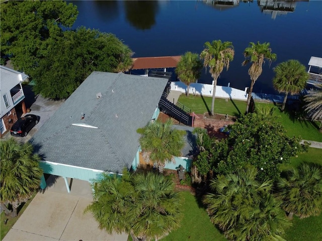 4230 Murano Rd, New Orleans, LA 70129 - view from above of property featuring a large body of water