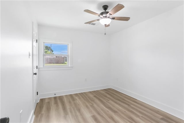 540 Ruth Dr, Westwego, LA 70094 - unfurnished room featuring light wood-style flooring and ceiling fan
