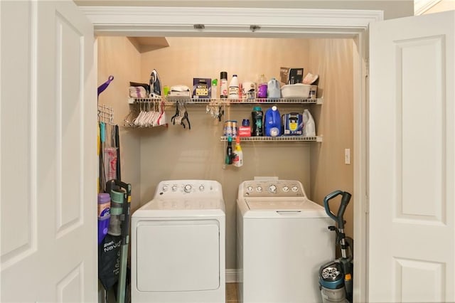 5191 Arlington Ct, Baton Rouge, LA 70820 - laundry area with independent washer and dryer
