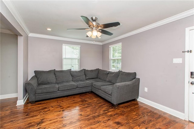 4108 Rayne Dr, New Orleans, LA 70122 - living area featuring ceiling fan, wood finished floors, crown molding, and recessed lighting