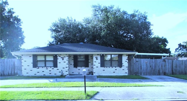 2108 Colonial Blvd, Violet, LA 70092 - photo 1