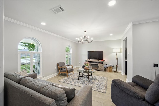 4404 Belle Dr, Metairie, LA 70006 - living area featuring a chandelier, recessed lighting, crown molding, and light wood-type flooring