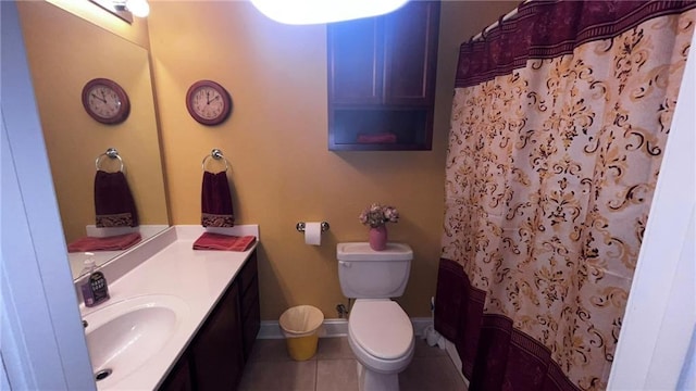40145 Taylors Trl Unit 304, Slidell, LA 70461 - bathroom featuring tile patterned floors, vanity, and curtained shower