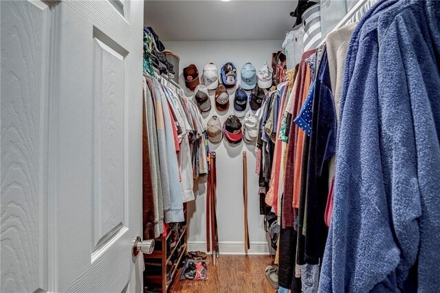 1112 Compromise St, Kenner, LA 70062 - spacious closet featuring wood finished floors