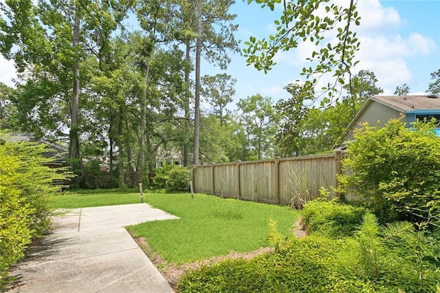 285 Oak Dr, Mandeville, LA 70471 - view of yard featuring a patio area