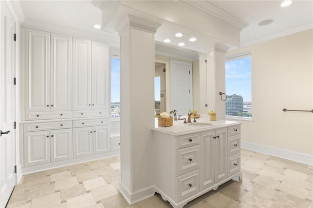 625 St Charles Ave Phd, Phd, New Orleans, LA 70130 - bathroom featuring vanity, crown molding, and recessed lighting