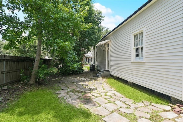 2027 Monroe St, Mandeville, LA 70448 - view of yard