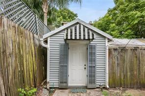 5227-29 Coliseum St, New Orleans, LA 70115 - view of outbuilding