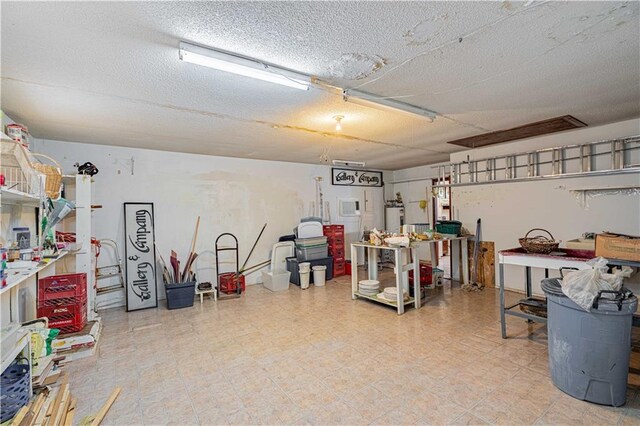210 Lake Ontario Ct, Slidell, LA 70461 - garage featuring electric water heater
