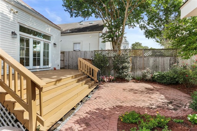 417 Eleonore St, New Orleans, LA 70115 - deck with a patio area