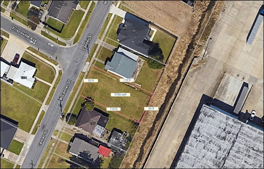 1315 Center St, Arabi, LA 70032
