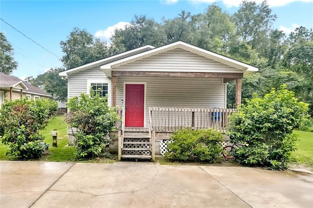 62273 N 12th St, Slidell, LA 70460 - view of front facade featuring a porch