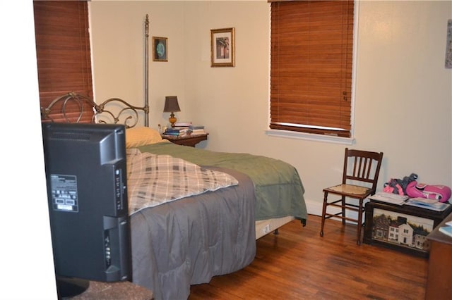128 Gruner Rd, Metairie, LA 70001 - bedroom with wood finished floors