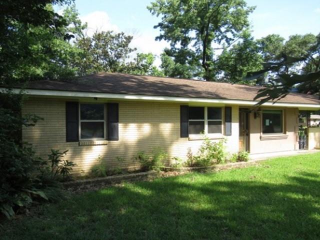 9965 Meadowdale Dr, Baton Rouge, LA 70811 - photo 1