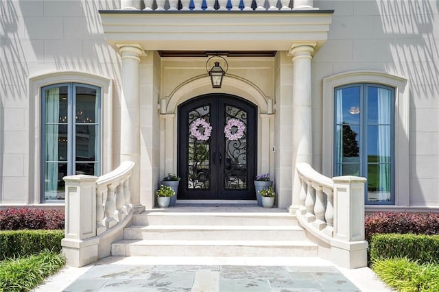 21 Royal Palm Dr, Kenner, LA 70065 - entrance to property featuring french doors
