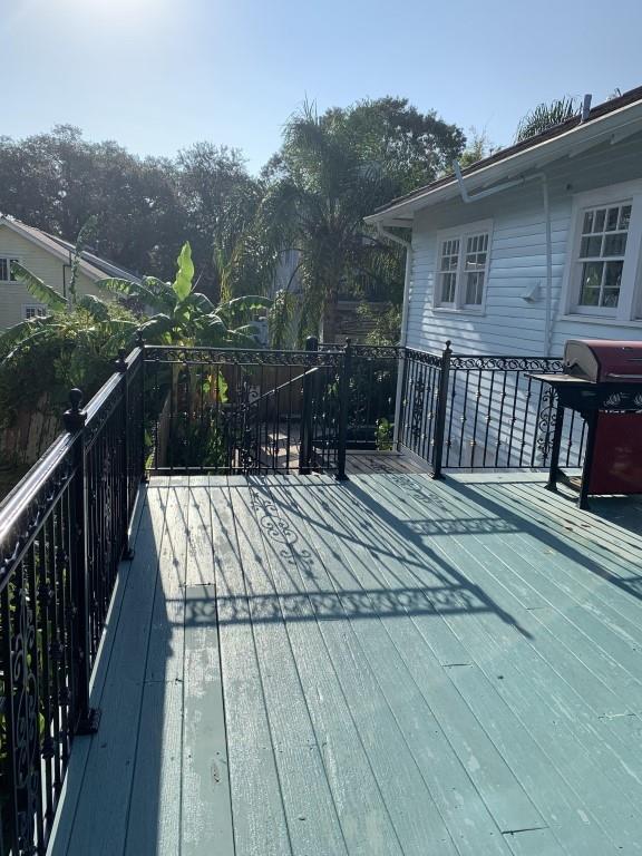 2527 Calhoun St, New Orleans, LA 70118 - wooden terrace featuring grilling area