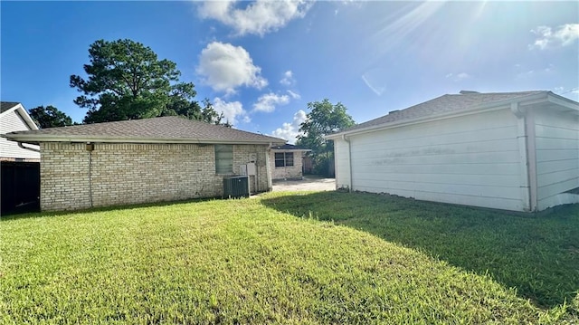 5761 Carlisle Ct, New Orleans, LA 70131 - view of grassy yard